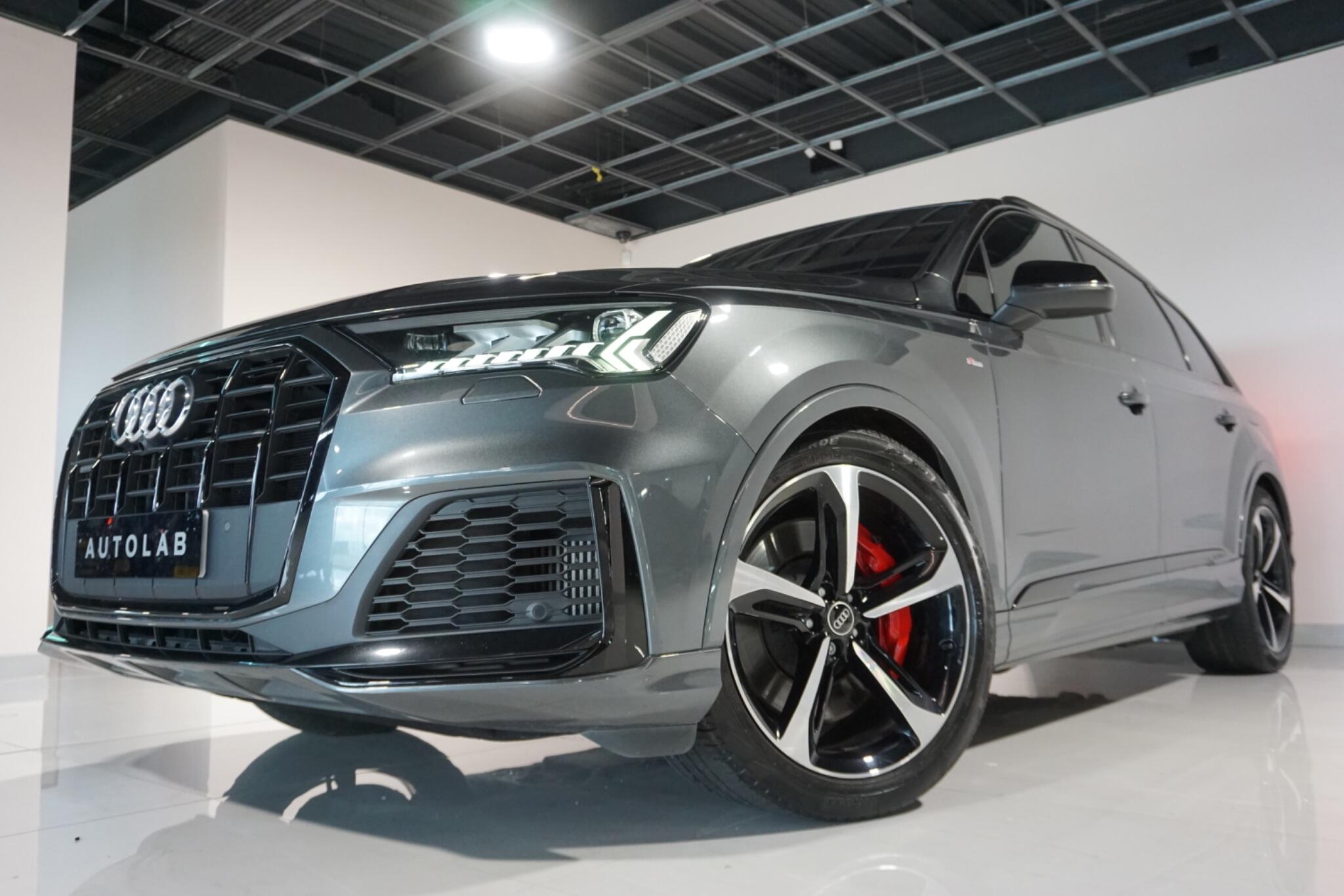 Audi Q7 3.0 TFSIe V6 55 Black Edition SUV 5dr Petrol Plug-in Hybrid Tiptronic quattro Euro 6 (s/s) 17.9kWh (381 ps)